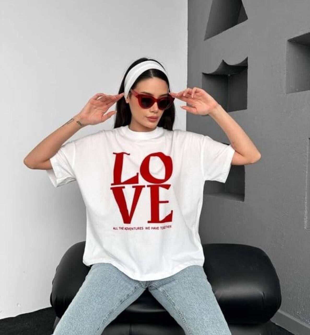 Футболка жіноча LOVE 